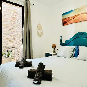 https://apartamento-sol-tahiche.in-canary-islands.com